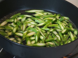 Cuoci gli asparagi