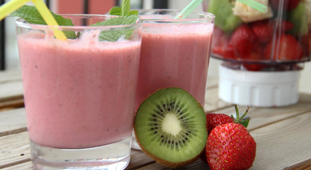 ricetta smoothie di fragole e kiwi