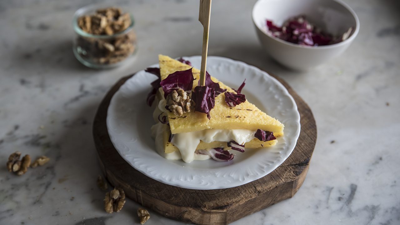 Crostini Di Polenta Con Stracchino E Radicchio Ricette Light Melarossa