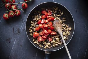 Pasta Fredda Con Melanzane Feta E Pomodorini Melarossa