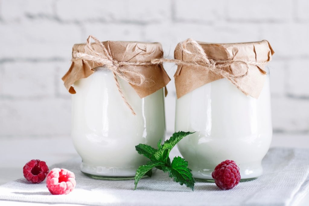 Kefir: che cos'è, valori, nutrizionali, benefici, usi in cucina, ricette del kefir d'acqua e di latte, controindicazioni