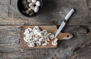 Ricetta insalata di funghi taglio