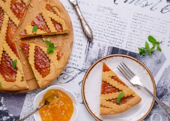 Crostata: storia, ricetta tradizionale, varianti e 8 ricette da provare