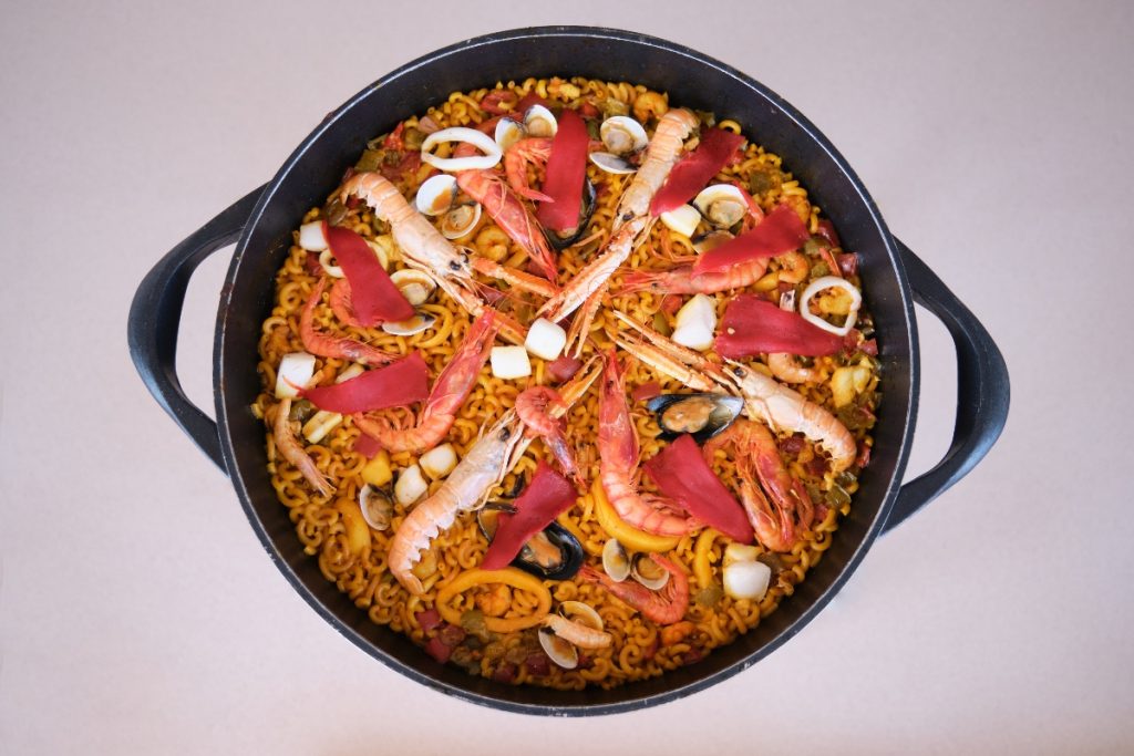 fideuà: paella di pasta di Valencia