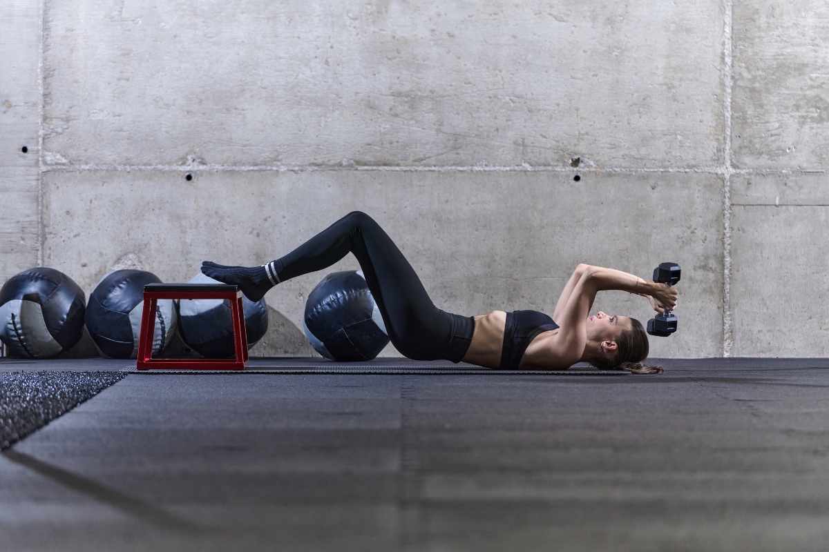Area 20 Pilates & Gyrotonic® - Pilates a casa: GAMBE AL MURO: Rilassa la  schiena con questo semplice esercizio!