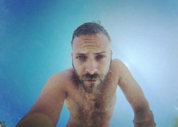 alessandro borghi sindrome tourette