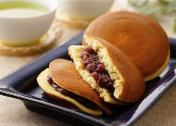 Dorayaki, deliziosi dolcetti farciti giapponesi