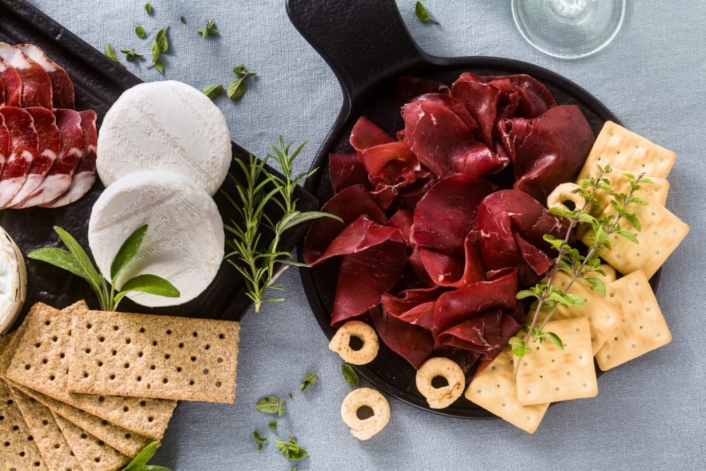 bresaola: cos'è, valori nutrizionali, benefici e le migliori ricette