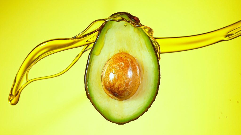 olio di avocado: cos'è, benefici e proprietà, usi, come prepararlo in casa, usi in cucina