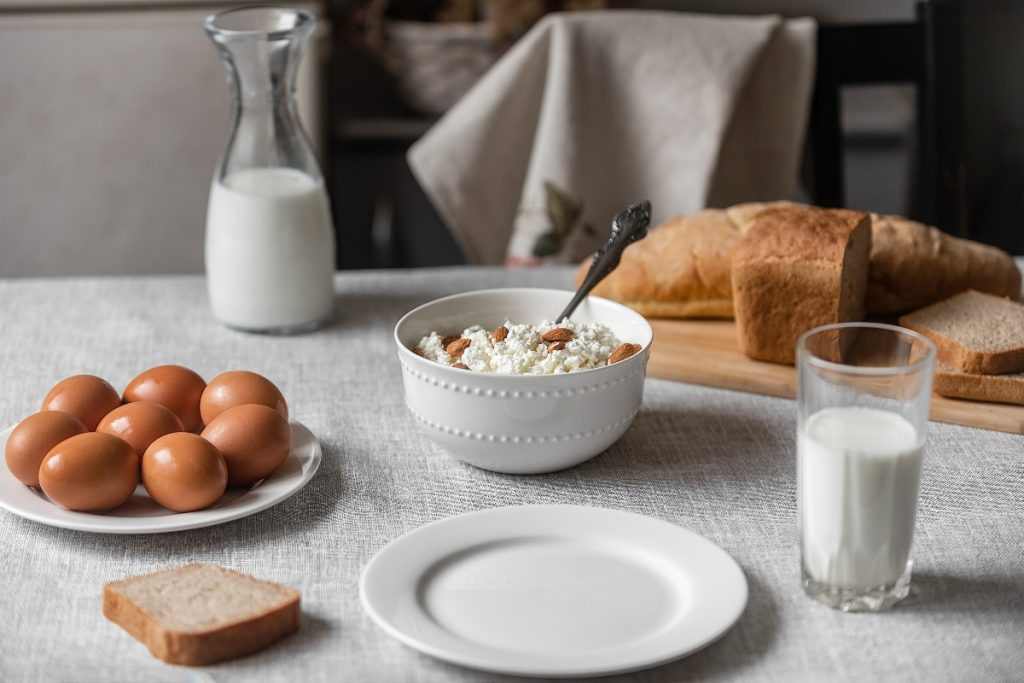 latte di capra: che cos'è, benefici, calorie e valori nutrizionali, ricette